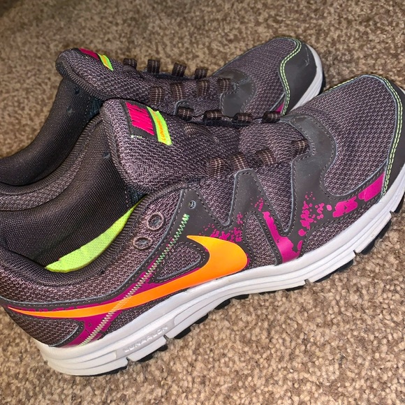 Nike Shoes - Nikes. Size 6.5.